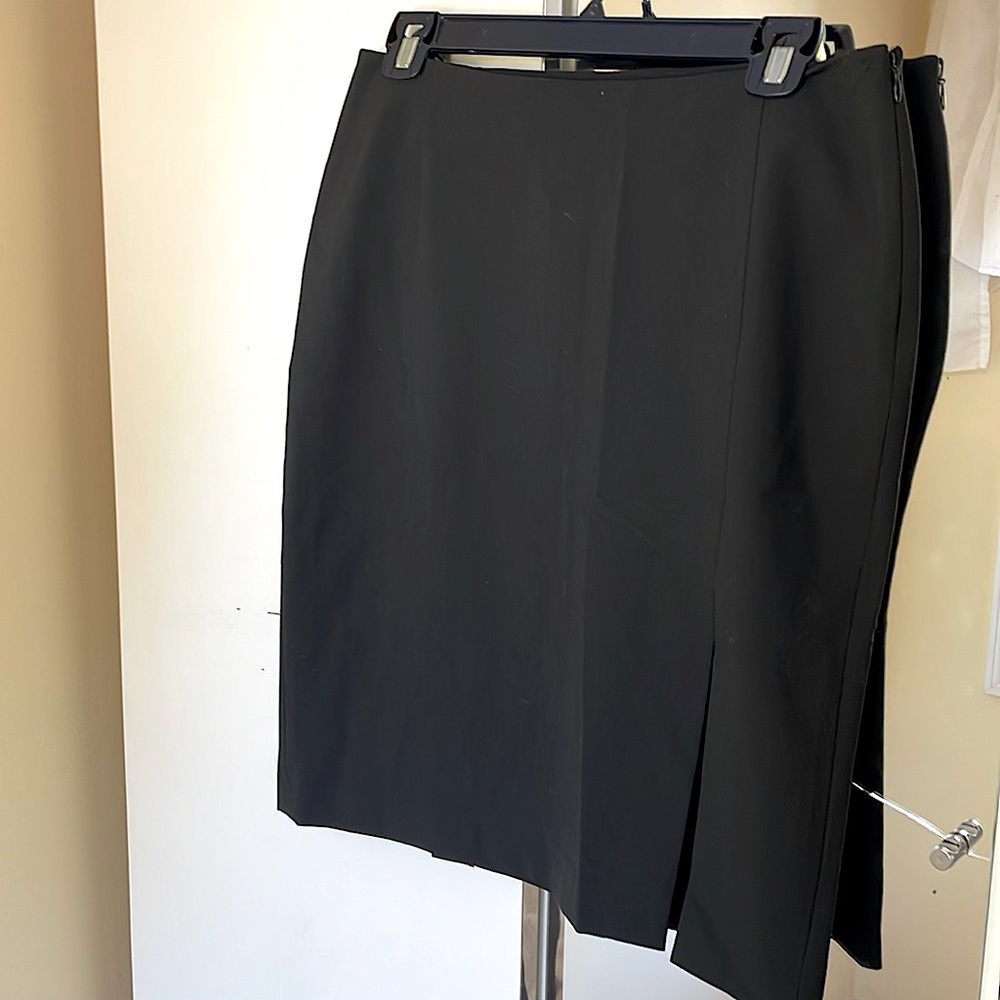 French Connection skirt navy blue, skinny fit